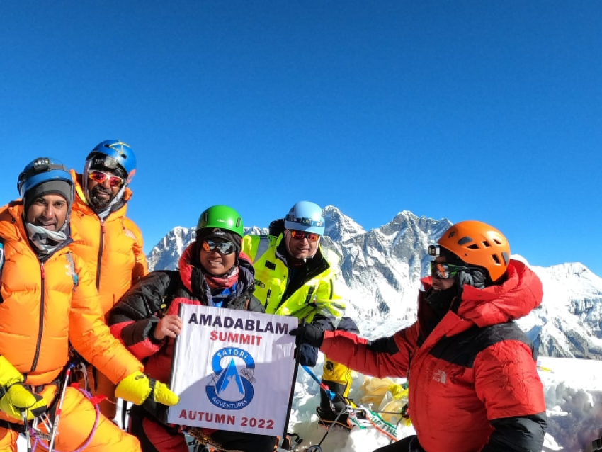 Cumbre del Amadablam