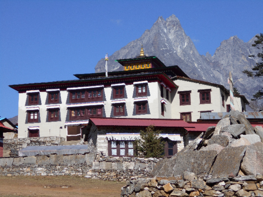 Camino del Amadablam