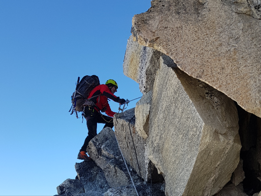 Ascensión al Amadablam