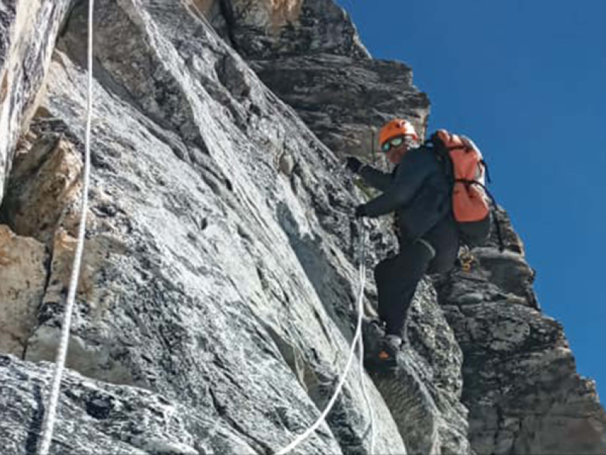 Escalada al Amadablam