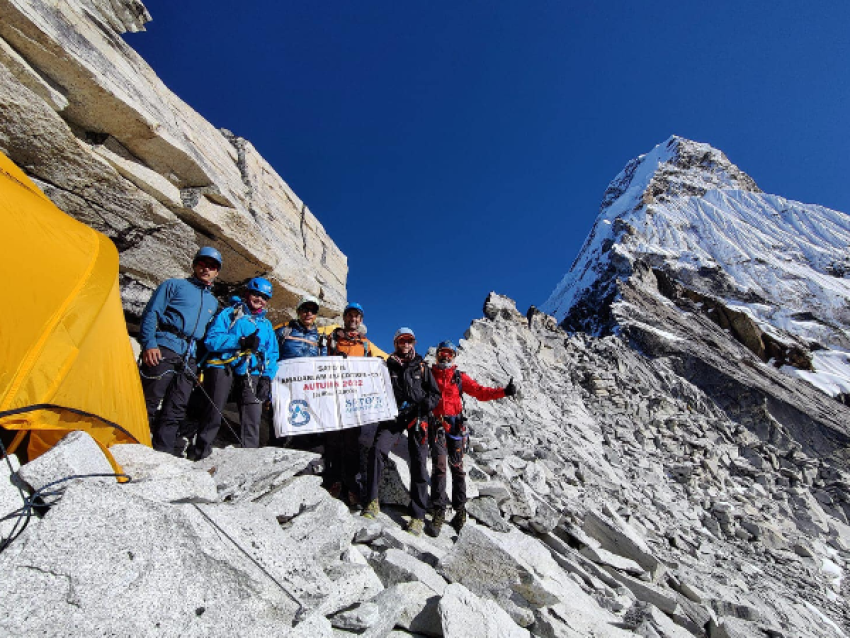 Campo 1 Amadablam