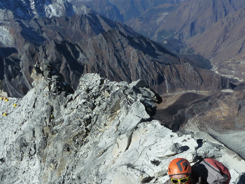 Ascensión al Amadablam